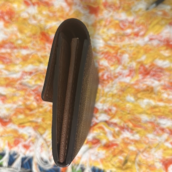 Louis Vuitton “Sarah Wallet” - Picture 4 of 8